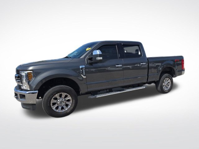Used 2019 Ford F250 XLT w/ XLT Premium Package AWD/4WD image 6