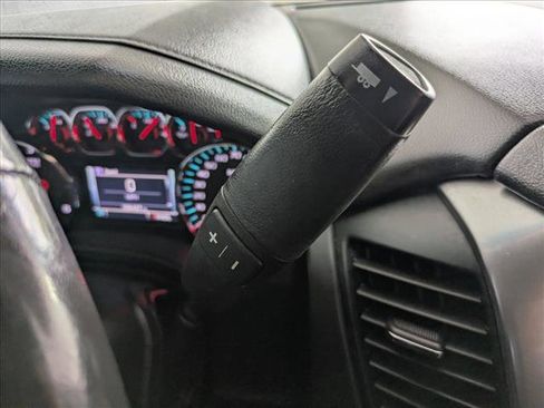 Used 2018 Chevrolet Tahoe Premier image 12