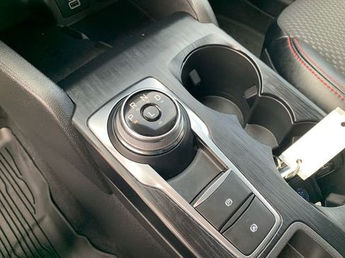 Used 2024 Ford Escape ST-Line Select w/ Tech Pack #2 image 28