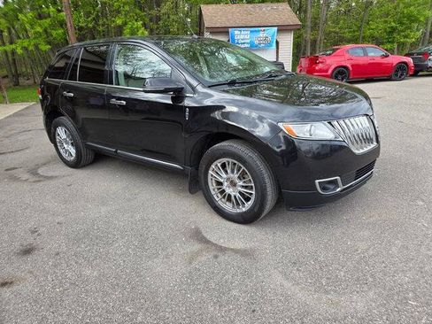 Used 2015 Lincoln MKX AWD w/ Equipment Group 101A image 8