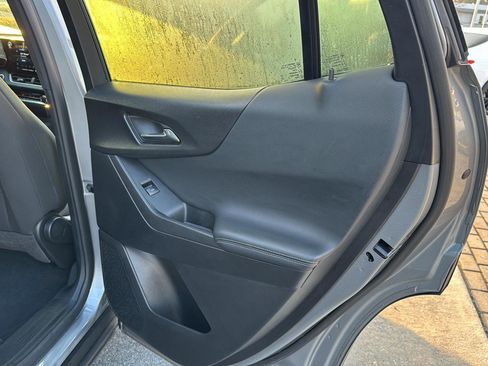 Used 2025 Chevrolet Equinox LT image 13