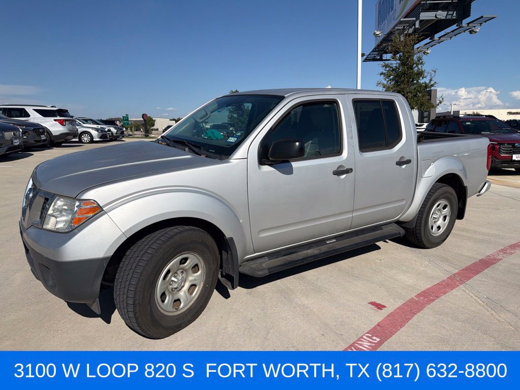Used 2018 Nissan Frontier SV RWD image 1