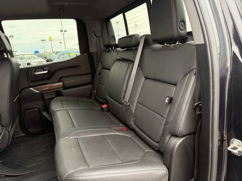 Used 2020 Chevrolet Silverado 1500 LT Trail Boss image 15