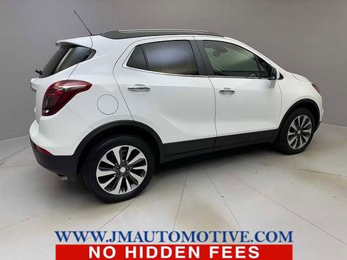 Used 2022 Buick Encore Preferred image 5