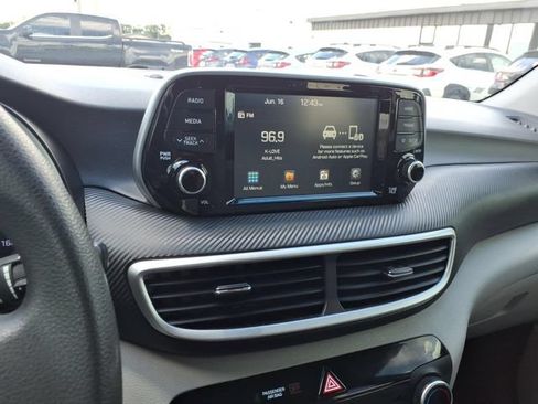 Used 2020 Hyundai Tucson SE AWD/4WD image 11