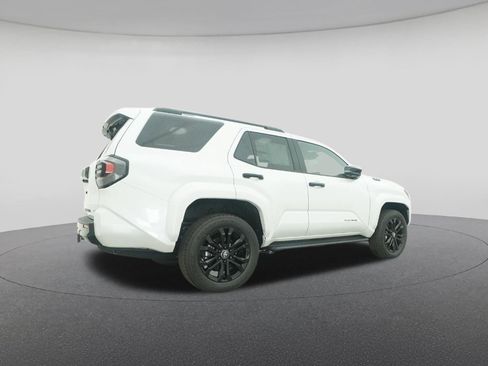 New 2026 Toyota 4Runner 4WD image 25