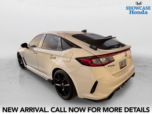 Used 2024 Honda Civic Type R image 4