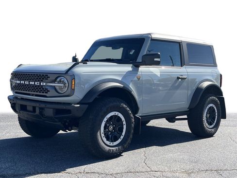 Used 2023 Ford Bronco Badlands w/ Sasquatch Package image 21