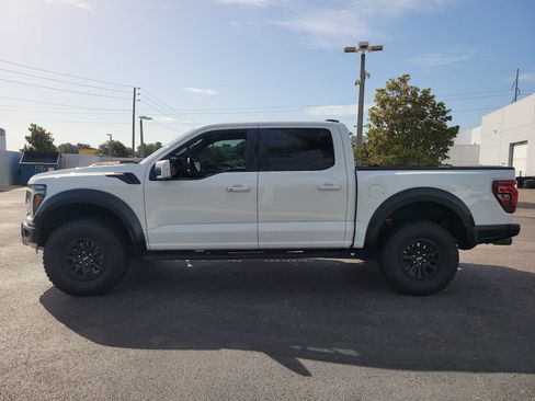 Used 2025 Ford F150 Raptor AWD/4WD image 7