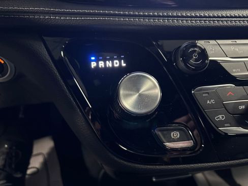 New 2026 Chrysler Pacifica Select image 18