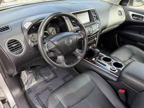 Used 2014 Nissan Pathfinder SL w/ SL Premium Package AWD/4WD image 21