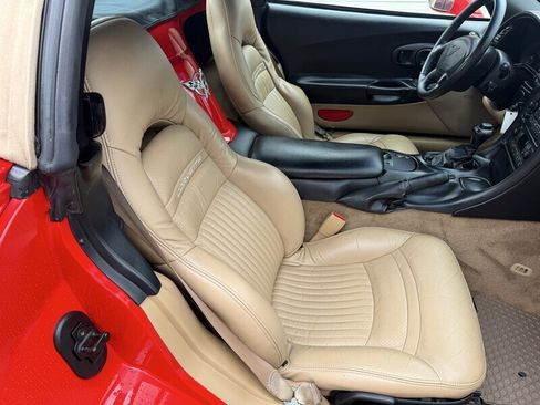 Used 2003 Chevrolet Corvette Convertible w/ Preferred Equipment Group1 image 22