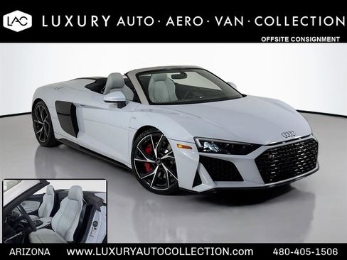 Used 2021 Audi R8 V10 w/ Premium Package image 1
