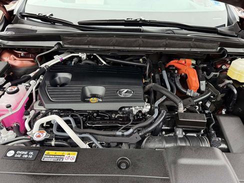 Used 2025 Lexus RX 450h Luxury w/ Convenience Package image 28