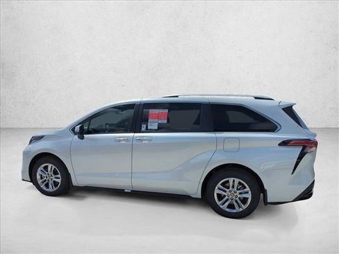 New 2026 Toyota Sienna Limited FWD image 7