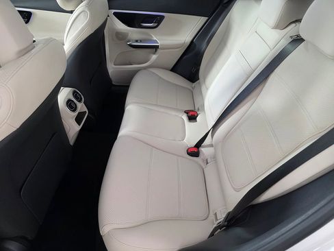 New 2026 Mercedes-Benz GLC 300 4MATIC image 11