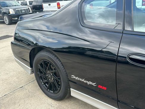 Used 2005 Chevrolet Monte Carlo SS w/ Preferred Equipment Group FWD image 21