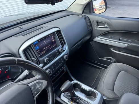 Used 2020 Chevrolet Colorado LT w/ Safety Package image 11