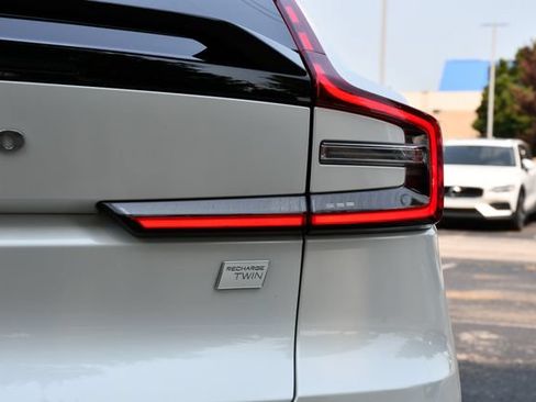 Used 2023 Volvo C40 P8 Recharge Ultimate w/ Protection Package Premier AWD/4WD image 9