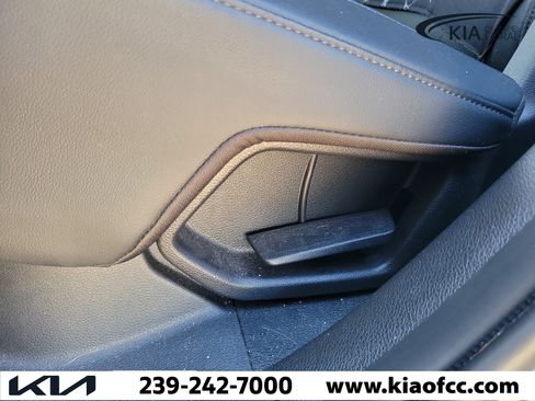 Certified 2023 Kia Sportage EX AWD/4WD image 13