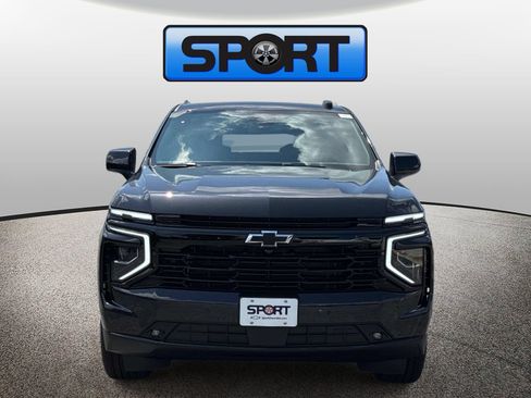 New 2026 Chevrolet Suburban RST w/ RST Capability Package AWD/4WD image 6