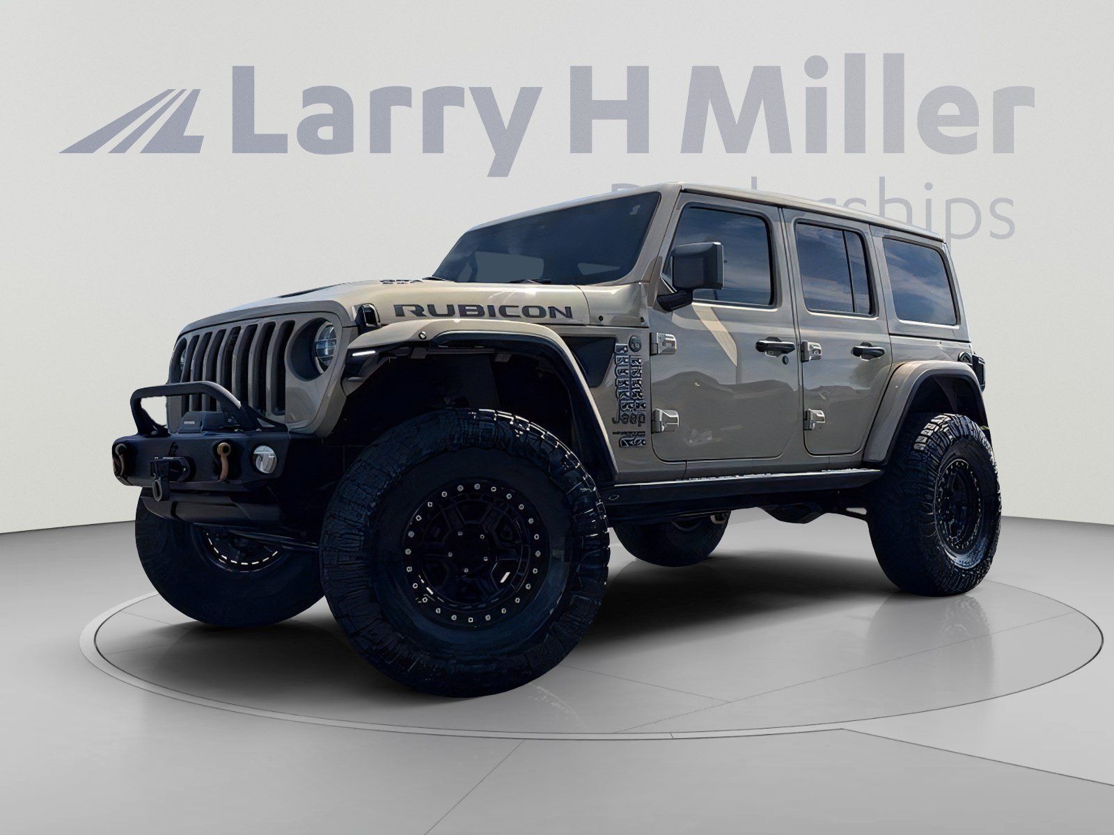 Used 2022 Jeep Wrangler Unlimited Rubicon w/ Trailer Tow Package AWD/4WD image 2