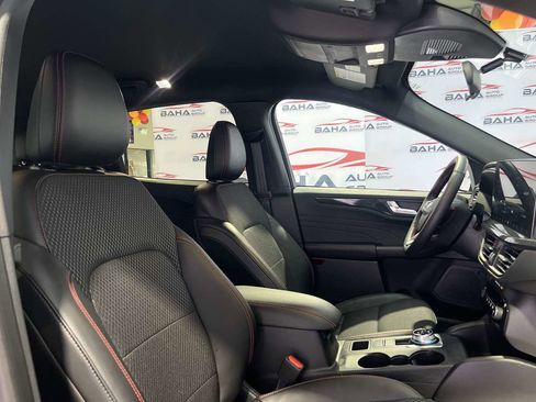 Used 2024 Ford Escape ST-Line Select w/ Tech Pack #1 image 32