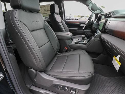 New 2026 GMC Sierra 1500 Denali w/ Denali Reserve Package AWD/4WD image 25