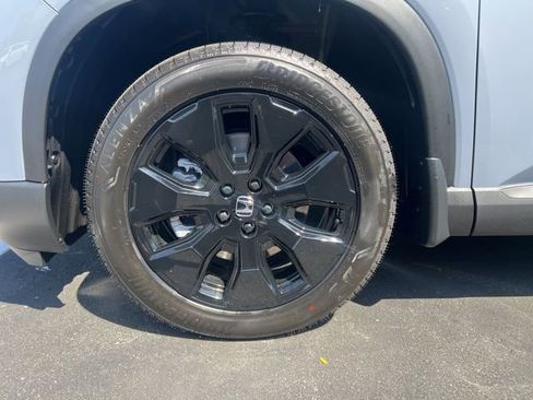New 2026 Honda Pilot Black Edition image 5