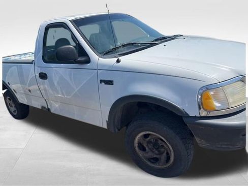 Used 1997 Ford F150 4x4 Regular Cab image 6