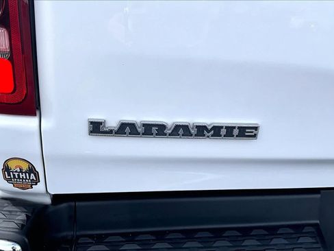 Used 2021 RAM 1500 Laramie w/ Off Road Group image 7