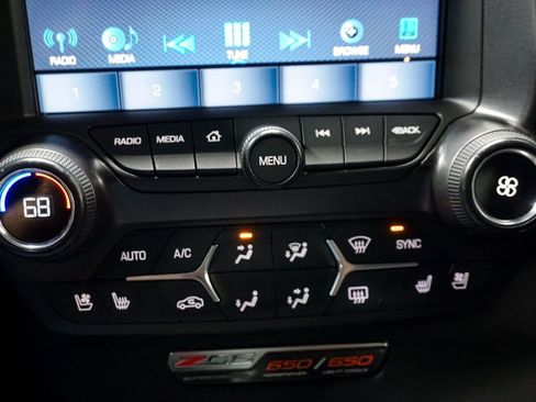 Used 2019 Chevrolet Corvette Z06 w/ Z07 Performance Package image 25