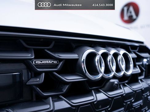 Used 2025 Audi A6 2.0T Premium w/ Convenience Plus Package AWD/4WD image 11