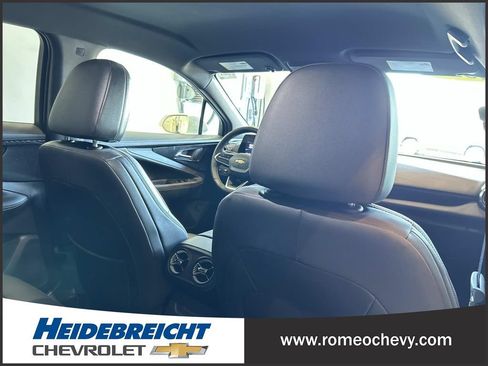 Used 2024 Chevrolet Blazer EV LT AWD/4WD image 31