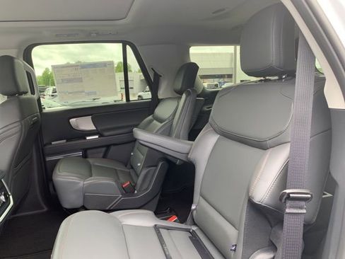 New 2025 Ford Expedition Active RWD image 23