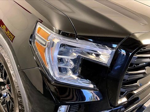 Used 2020 GMC Sierra 1500 Elevation w/ Elevation Value Package image 27