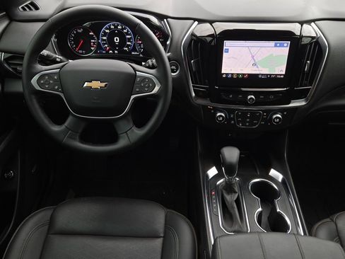Used 2023 Chevrolet Traverse High Country image 24