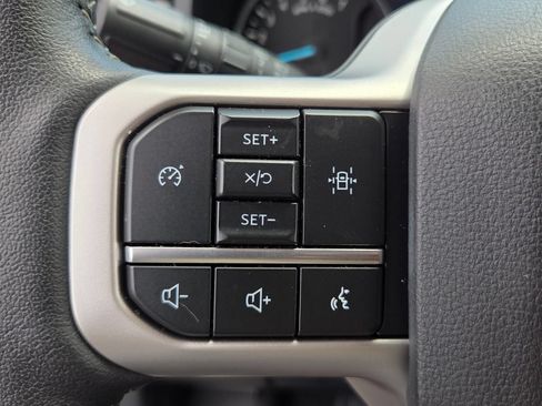 Used 2024 Ford Expedition Max XLT RWD image 24
