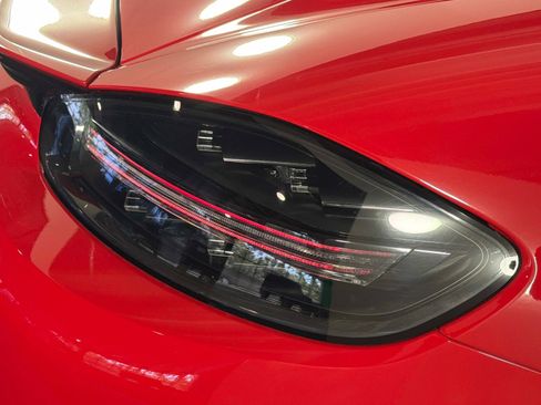 Used 2019 Porsche 718 Cayman GTS image 18