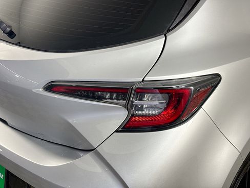 Used 2021 Toyota Corolla SE image 34