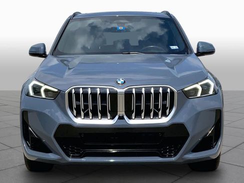 Used 2023 BMW X1 xDrive28i w/ Premium Package AWD/4WD image 3