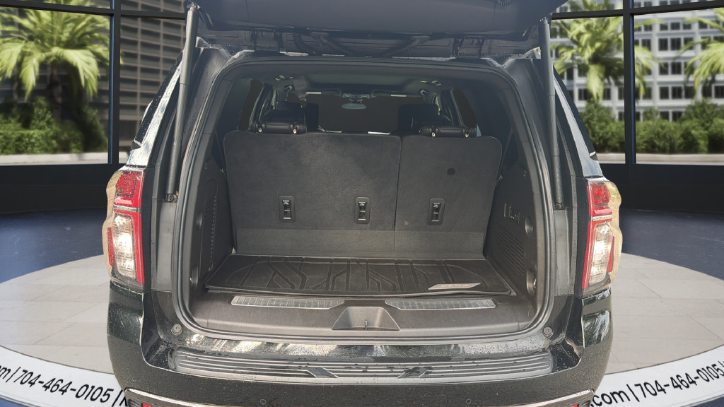 Used 2021 Chevrolet Tahoe Z71 w/ Luxury Package AWD/4WD image 15
