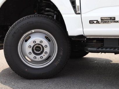 New 2026 Ford F350 XL w/ XL Chrome Package