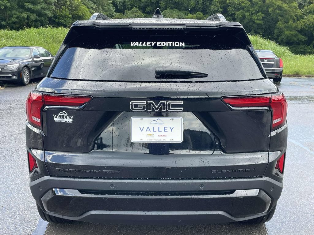 New 2027 GMC Terrain Elevation w/ Elevation Premium Package AWD/4WD image 4