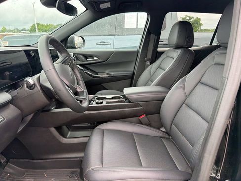 Certified 2026 Chevrolet Equinox LT w/ Convenience Package II FWD image 7