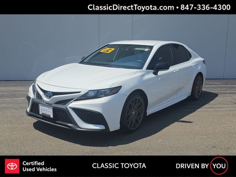 Certified 2023 Toyota Camry SE w/ Convenience Package FWD image 1
