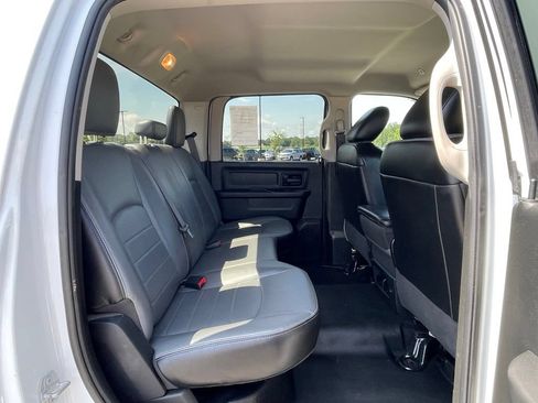 Certified 2022 RAM 1500 Tradesman w/ Chrome Appearance Group AWD/4WD image 41