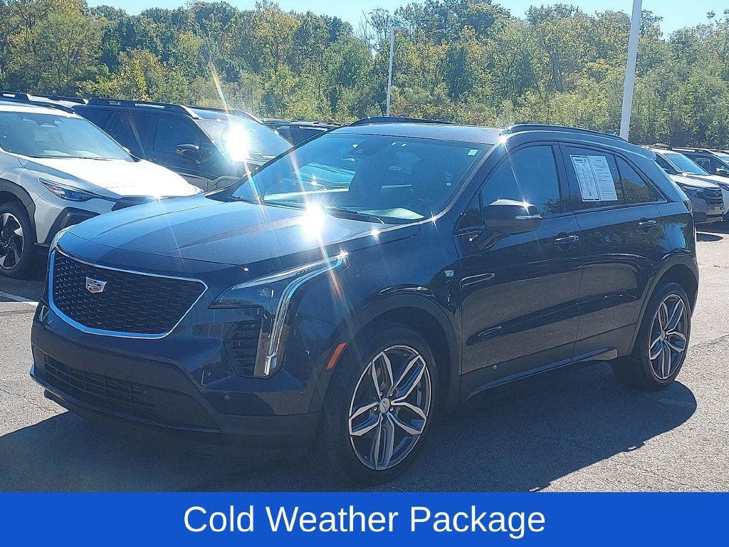 Used 2023 Cadillac XT4 Sport w/ Cold Weather Package AWD/4WD image 3