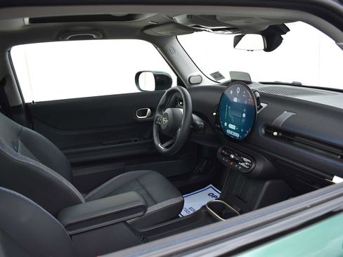 Used 2025 MINI Cooper S FWD image 13