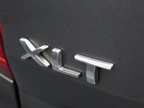 Used 2014 Ford Explorer XLT w/ Equipment Group 202A image 15